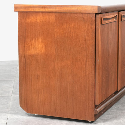 【Meredew】ヴィンテージ サイドボード