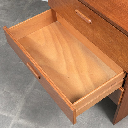 イギリスヴィンテージ チェスト