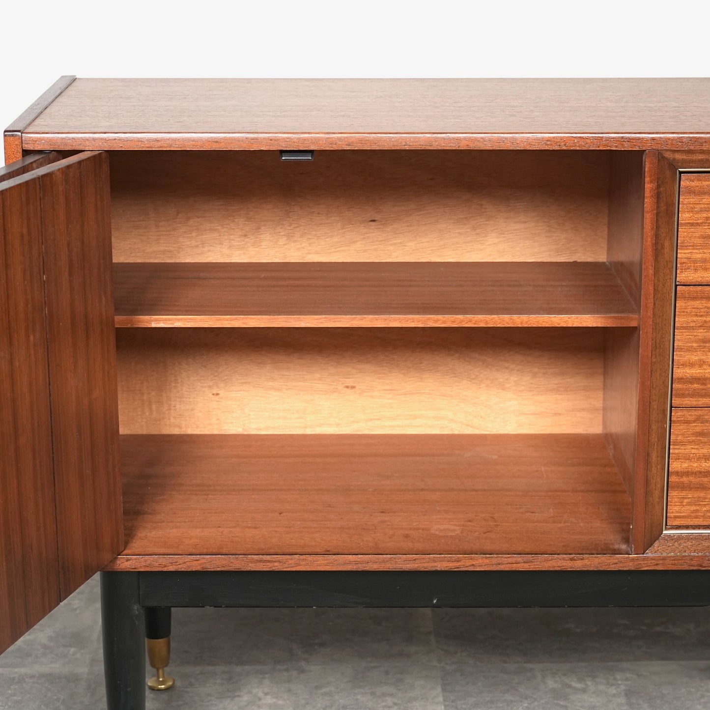 【G-PLAN】Tola&Black サイドボード