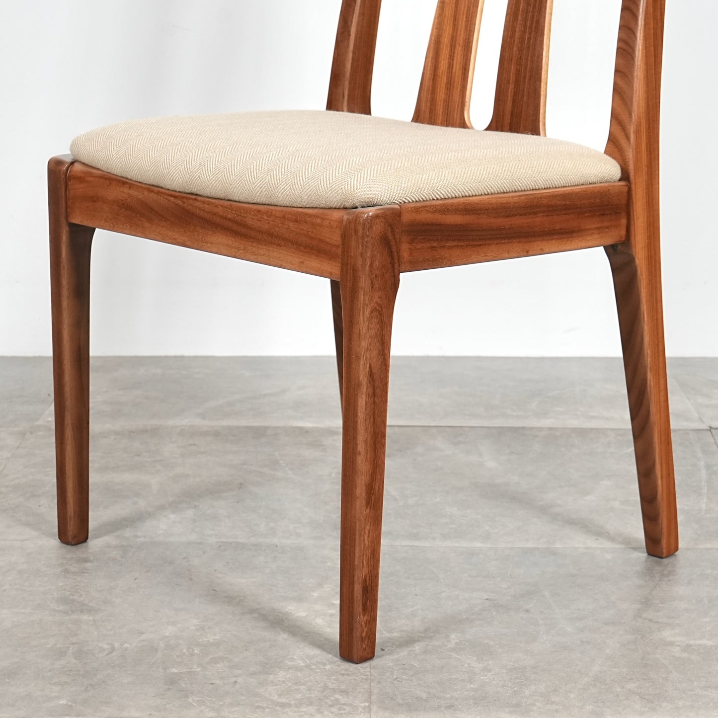 【NATHAN】ヴィンテージ ダイニングチェア【張替済】