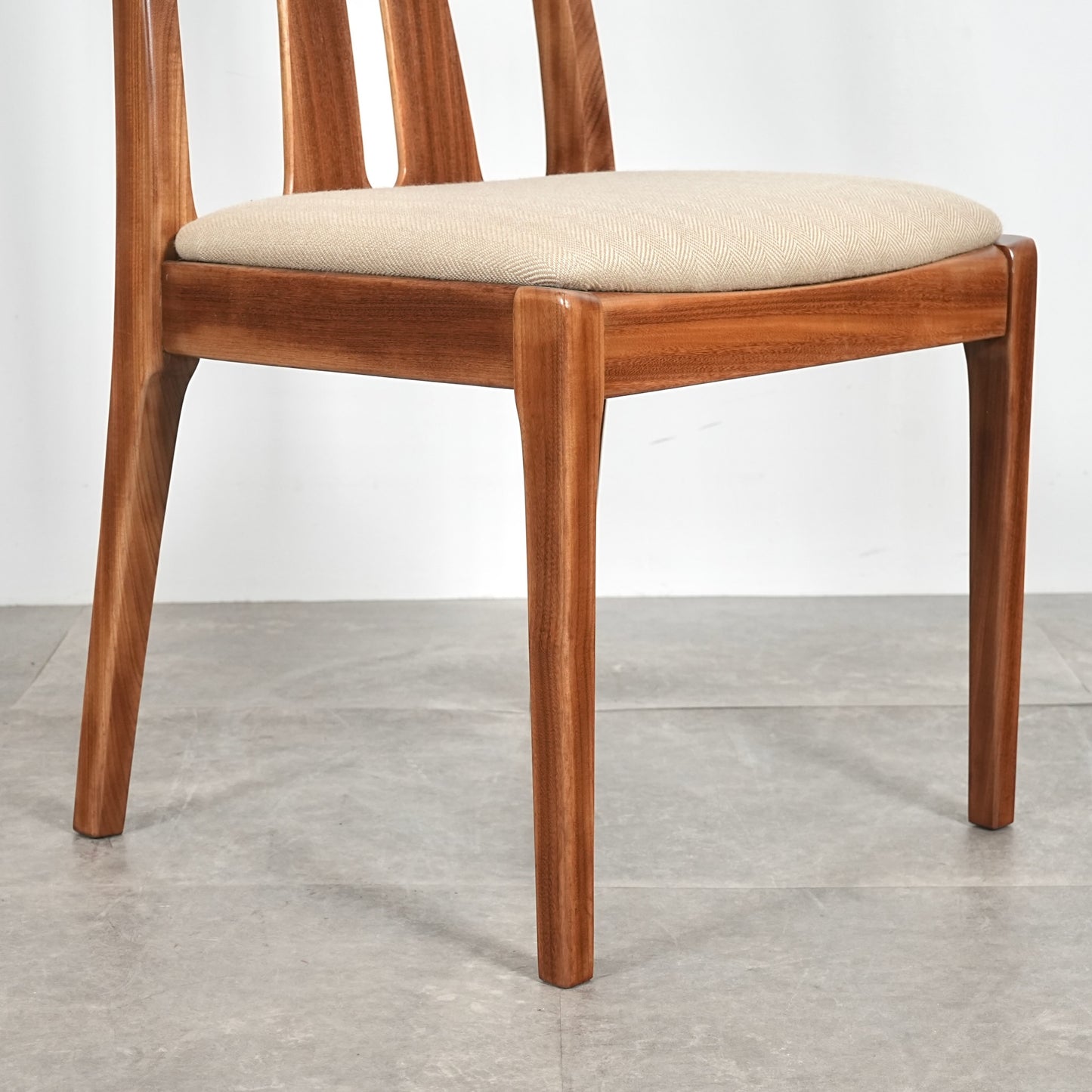 【NATHAN】ヴィンテージ ダイニングチェア【張替済】