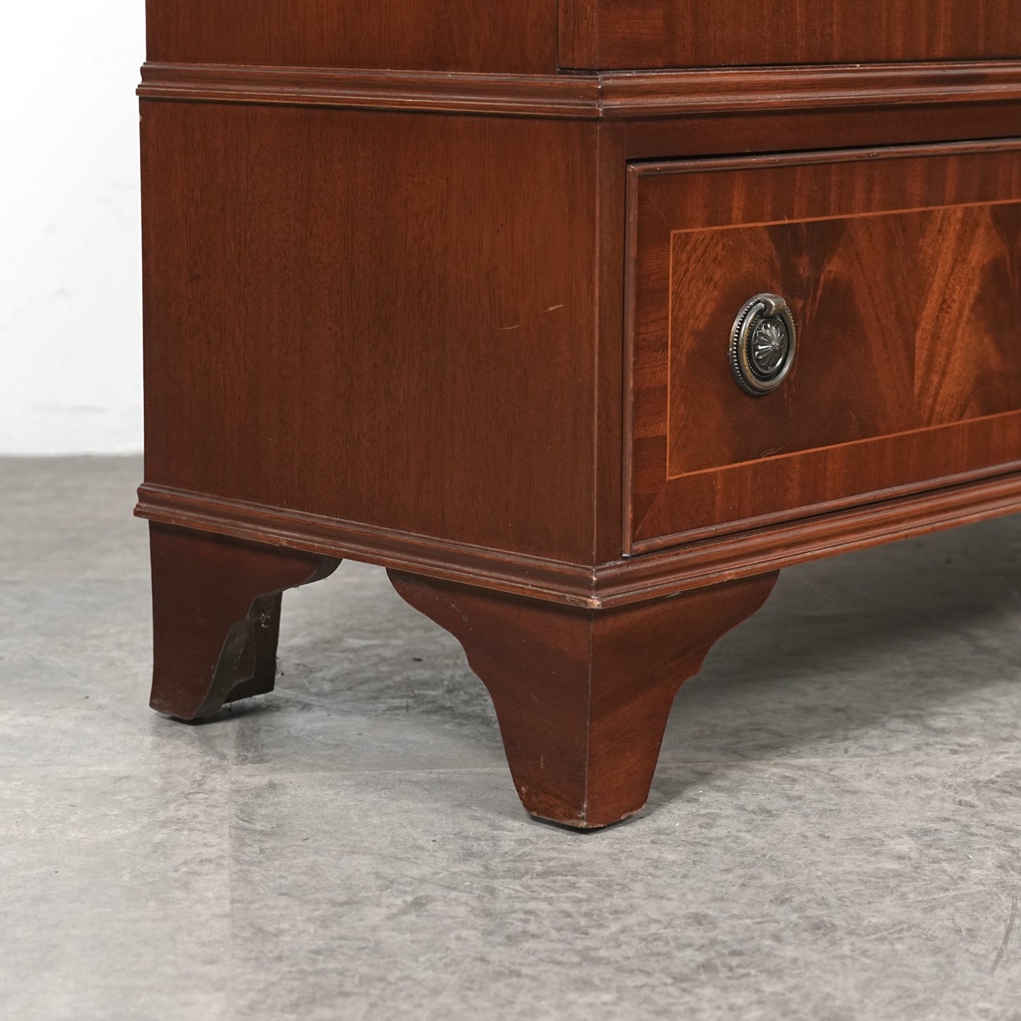 【JAYCEE FURNITURE】ヴィンテージ ガラスキャビネット