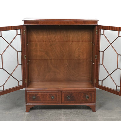 【JAYCEE FURNITURE】ヴィンテージ ガラスキャビネット