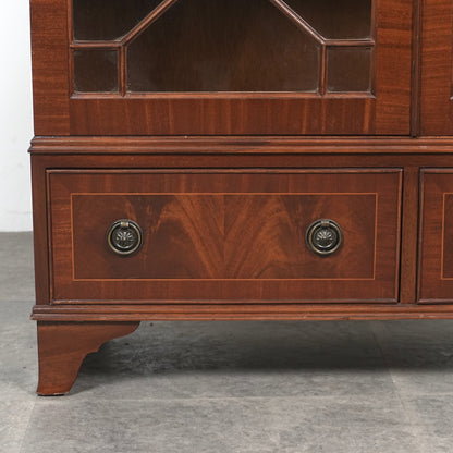 【JAYCEE FURNITURE】ヴィンテージ ガラスキャビネット