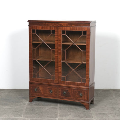 【JAYCEE FURNITURE】ヴィンテージ ガラスキャビネット