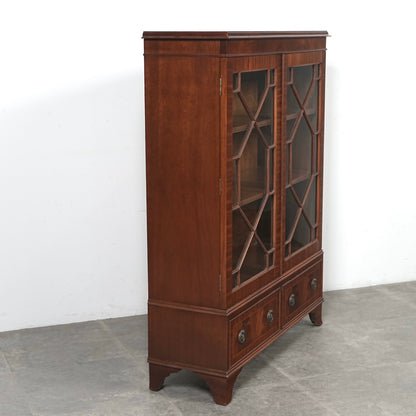 【JAYCEE FURNITURE】ヴィンテージ ガラスキャビネット