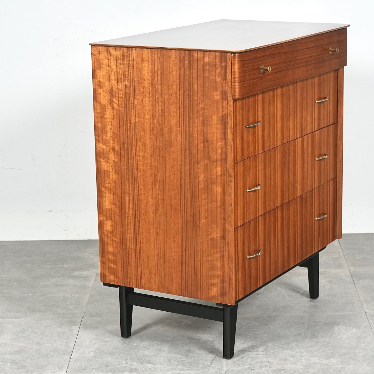 【Limelight Furniture】ヴィンテージ チェスト