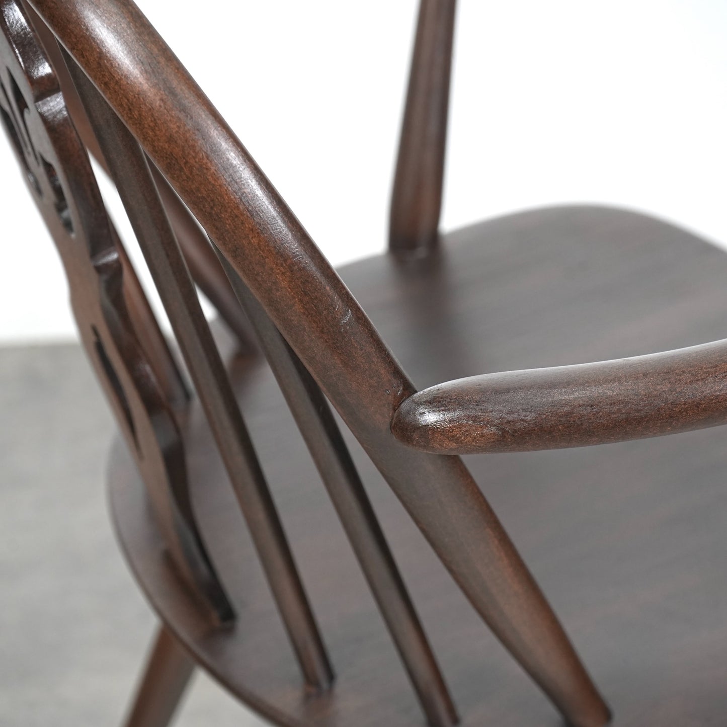 【ERCOL】オールドコロニアル  シスルバックアームチェア