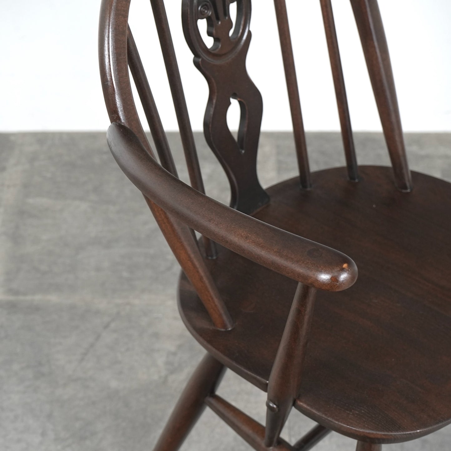【ERCOL】オールドコロニアル  シスルバックアームチェア
