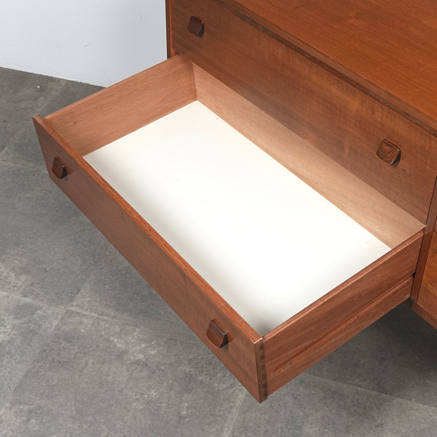 【SYMBOL FURNITURE】ヴィンテージ サイドボード