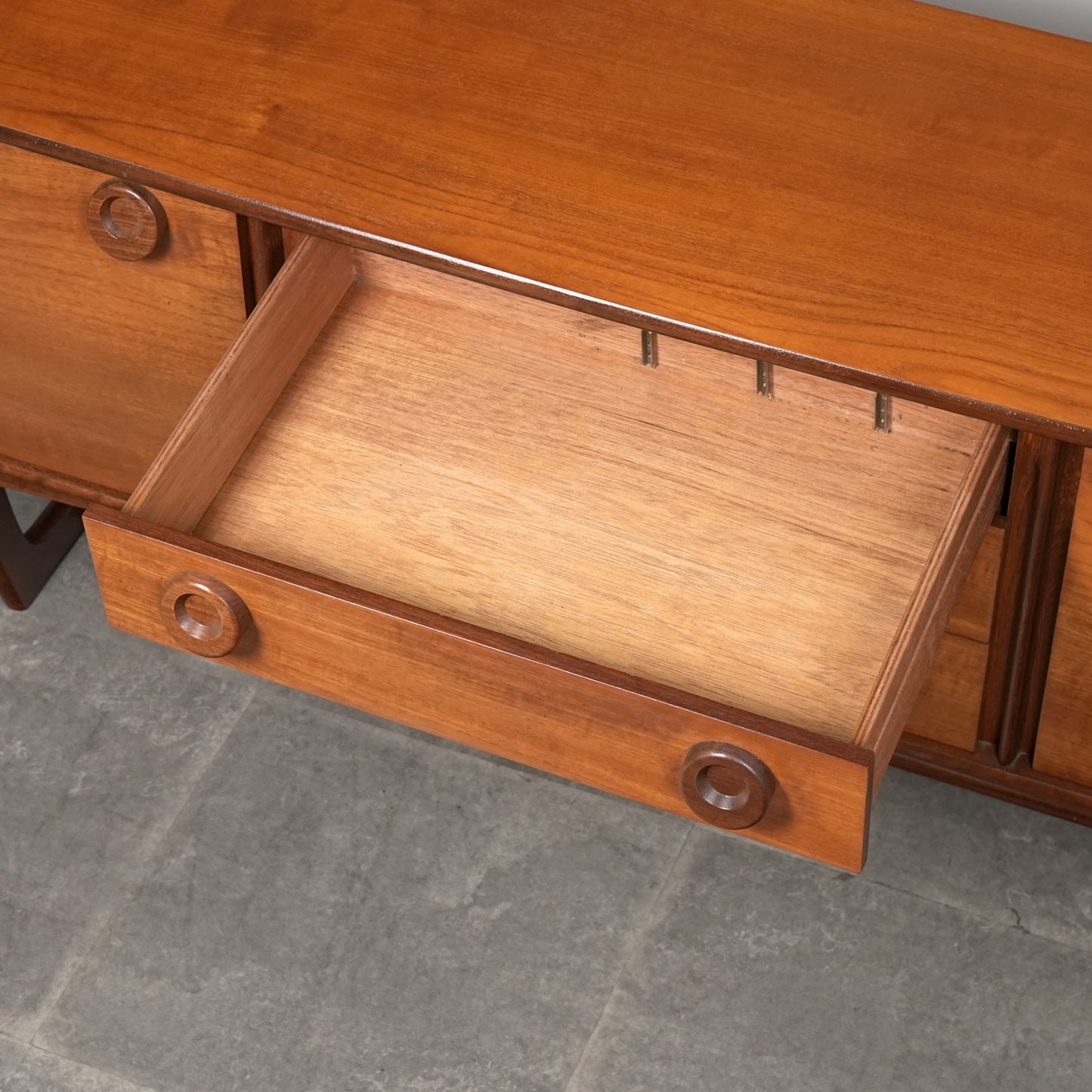 【Portwood  Furniture】ヴィンテージ サイドボード