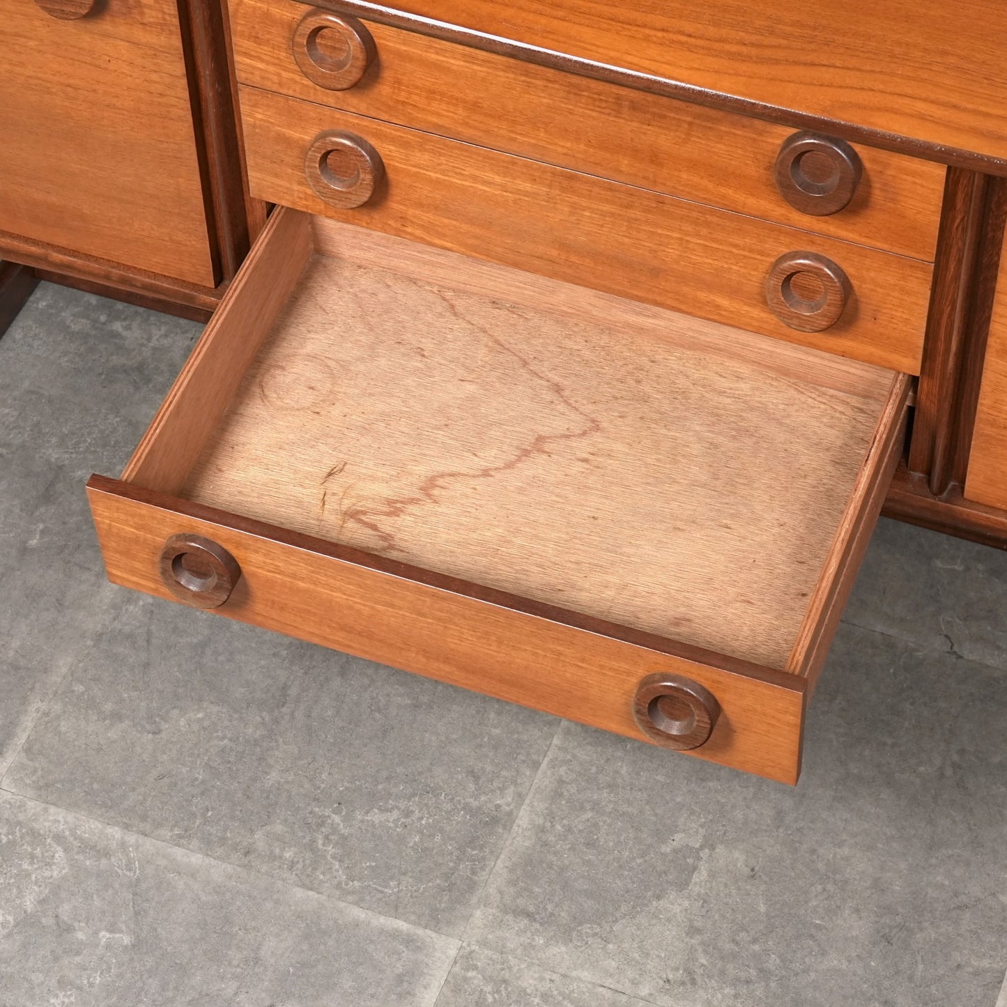 【Portwood  Furniture】ヴィンテージ サイドボード