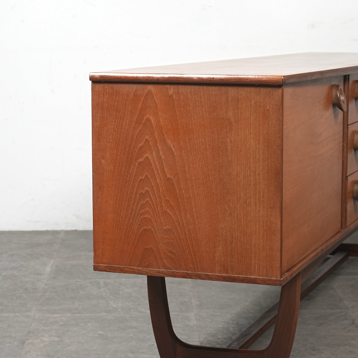【Portwood  Furniture】ヴィンテージ サイドボード
