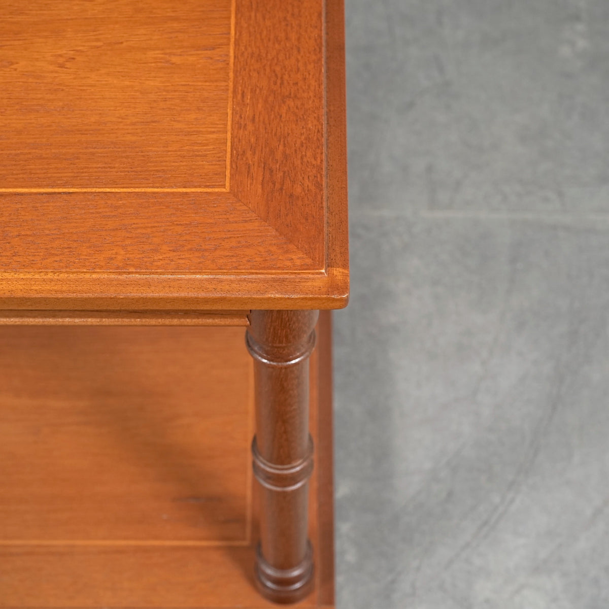 【LEGATE FURNITURE】ヴィンテージ サイドテーブル