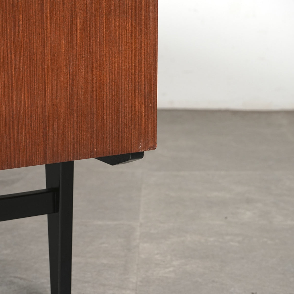 【Limelight Furniture】ヴィンテージ サイドボード