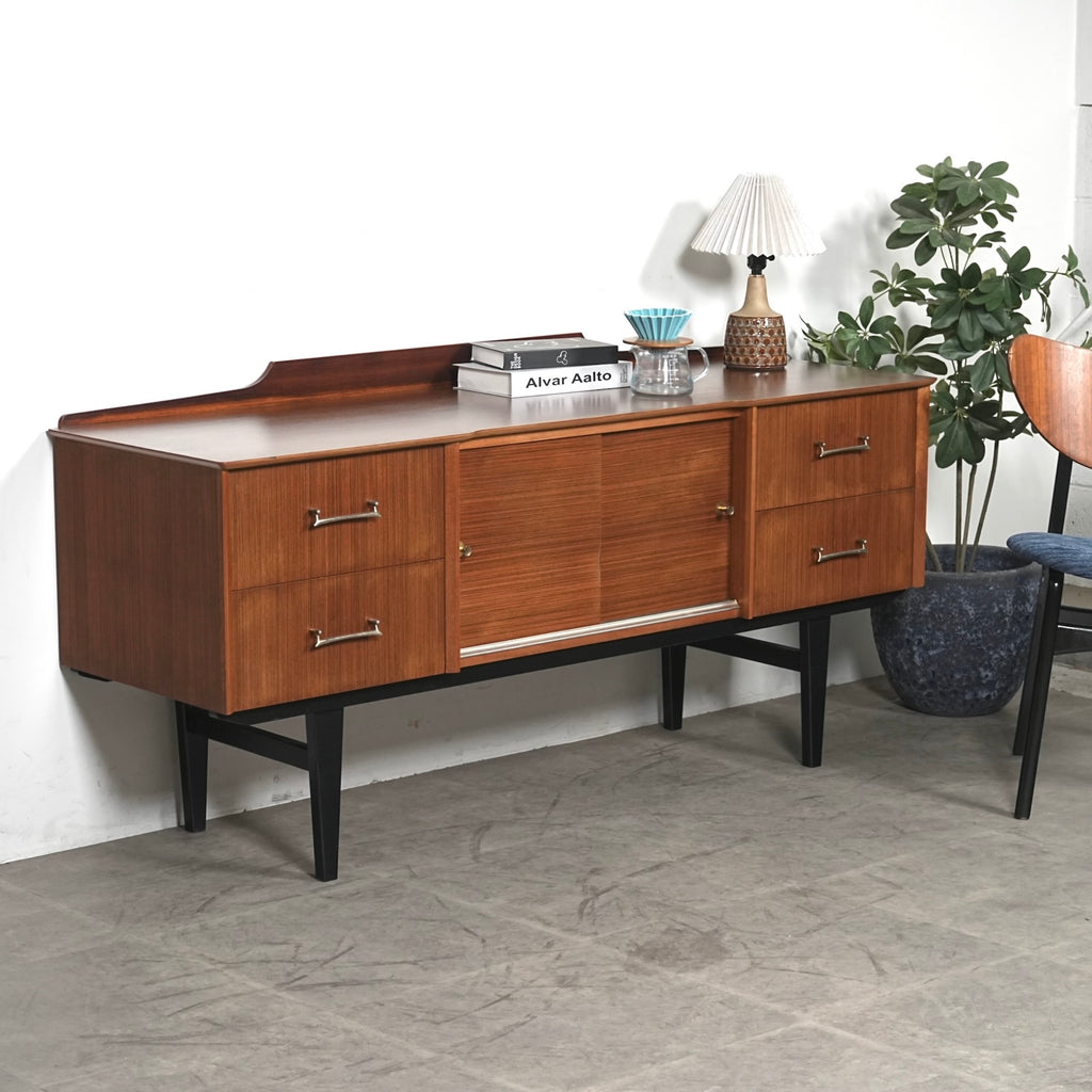 【Limelight Furniture】ヴィンテージ サイドボード