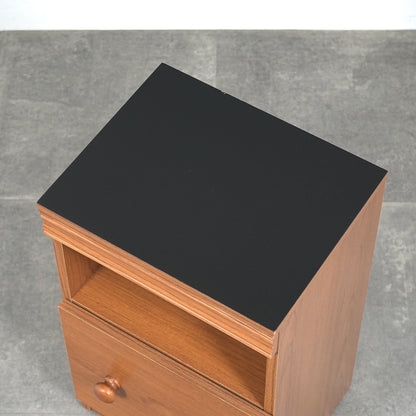 イギリスヴィンテージ サイドキャビネット