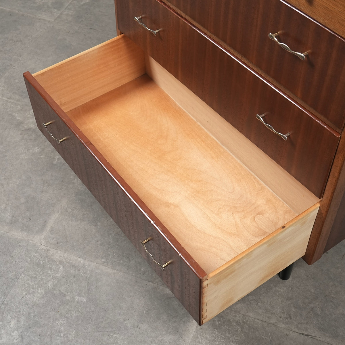 【Limelight Furniture】ヴィンテージ チェスト