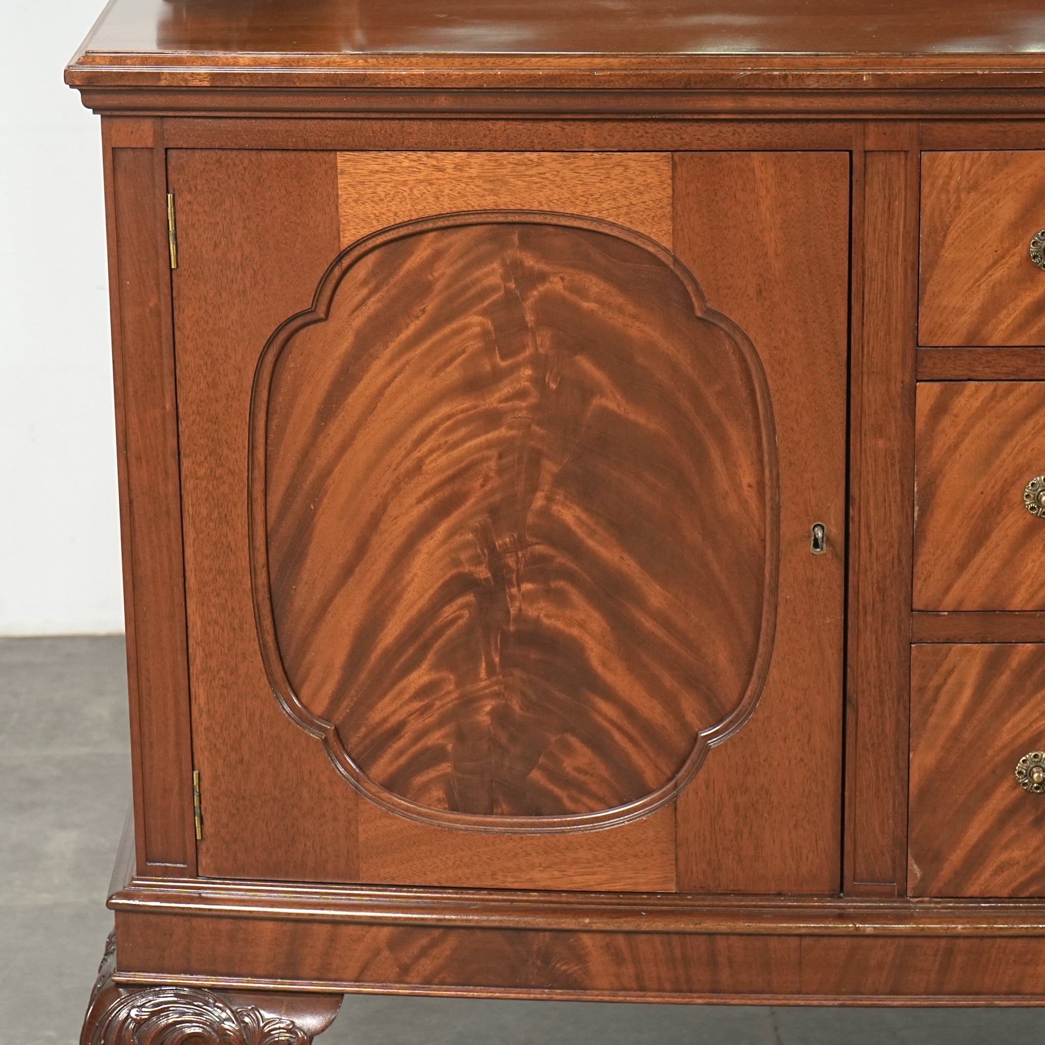 英国アンティークミラーバック サイドボード　　　　2個口60000円　　下段 英国アンティーク ミラーバックサイドボード – TIME HYPE