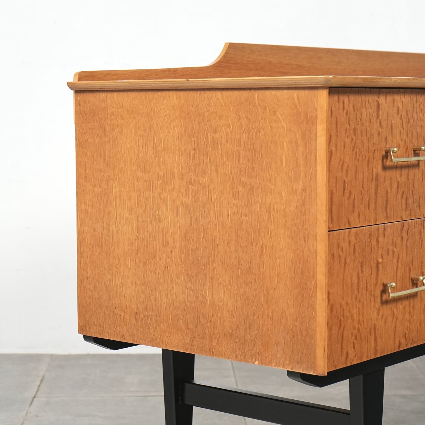 【Limelight furniture】ヴィンテージ サイドボード