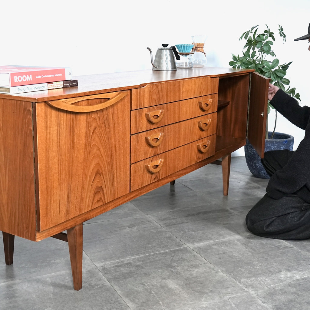 【Beautility】ヴィンテージ サイドボード