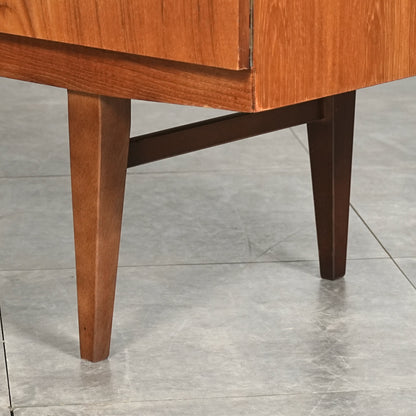 【Beautility】ヴィンテージ サイドボード