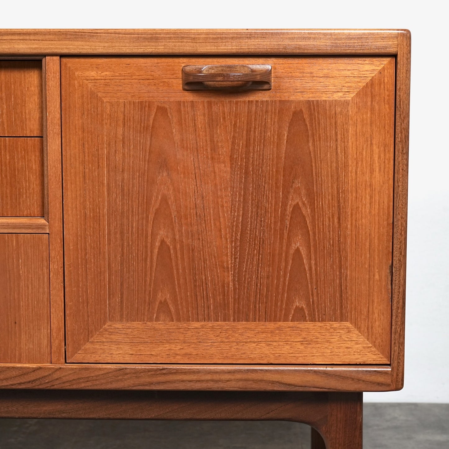 【G-PLAN】Sierra ヴィンテージ サイドボード