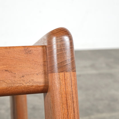 【EMC Furniture】ヴィンテージ レザーオットマン
