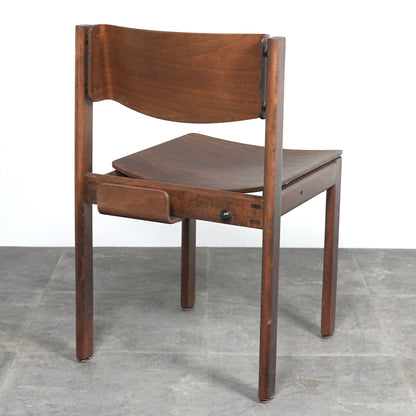 オランダヴィンテージ スタッキングチェア