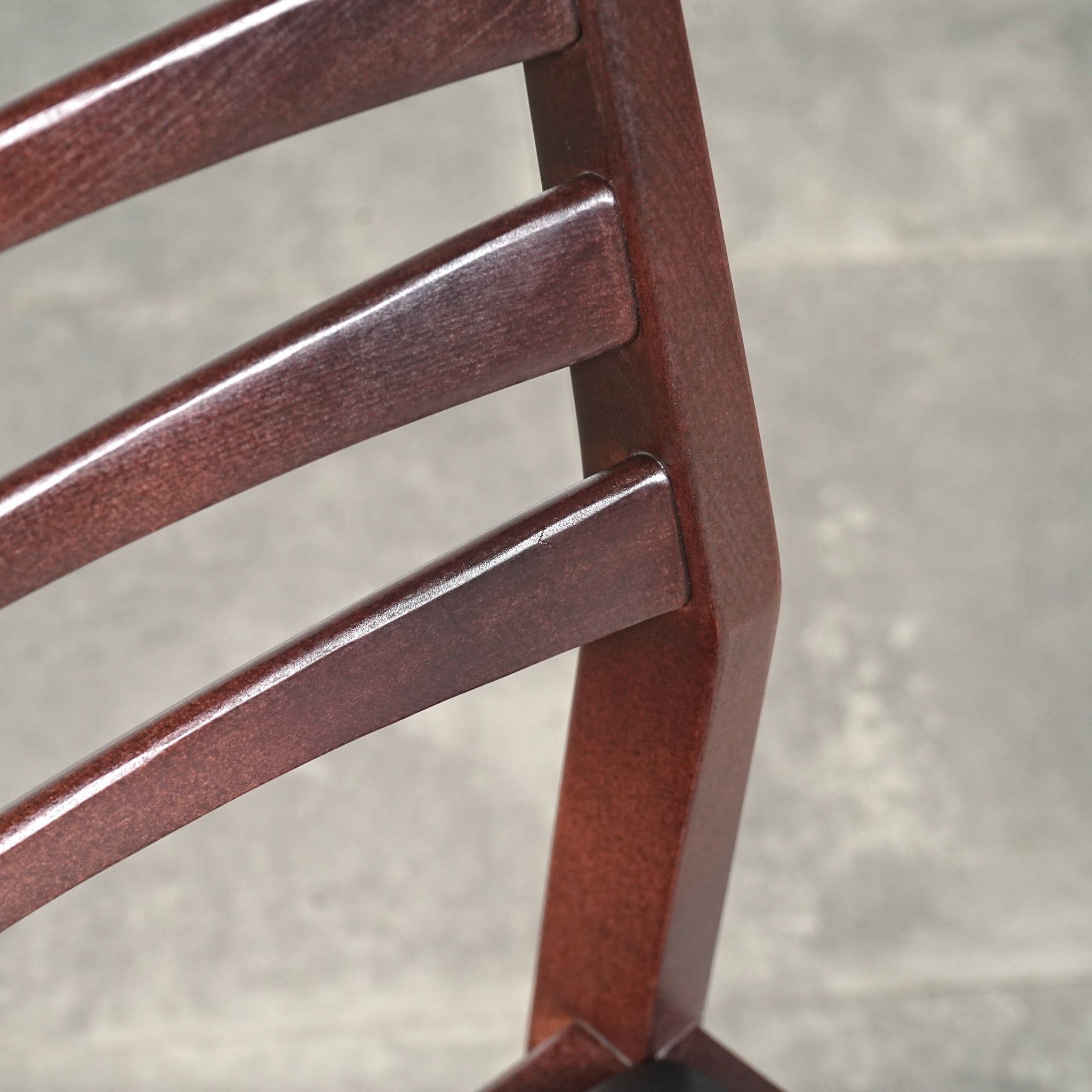 オランダヴィンテージ ダイニングチェア【張替済】 – TIME HYPE