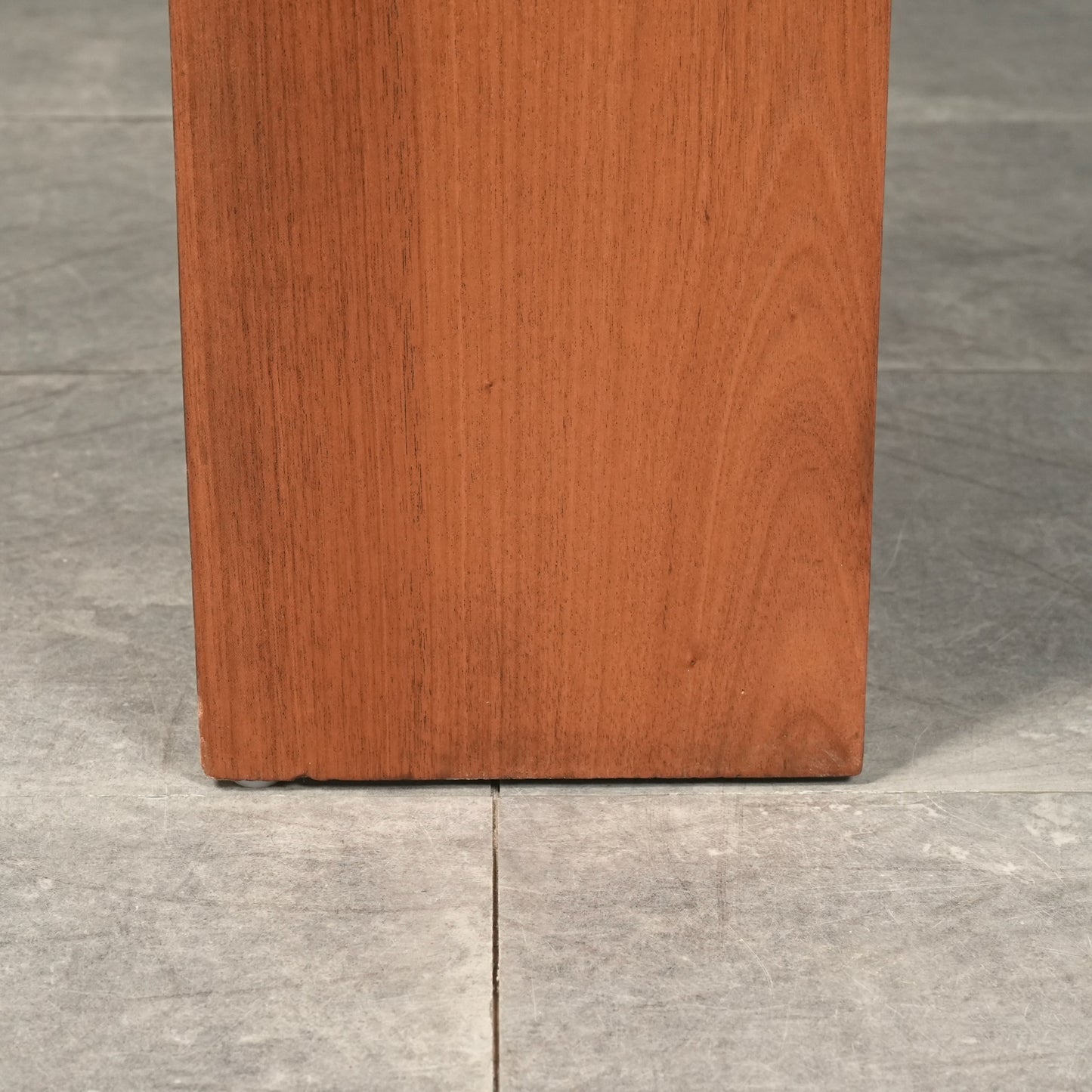 イギリスヴィンテージ ガラスキャビネット