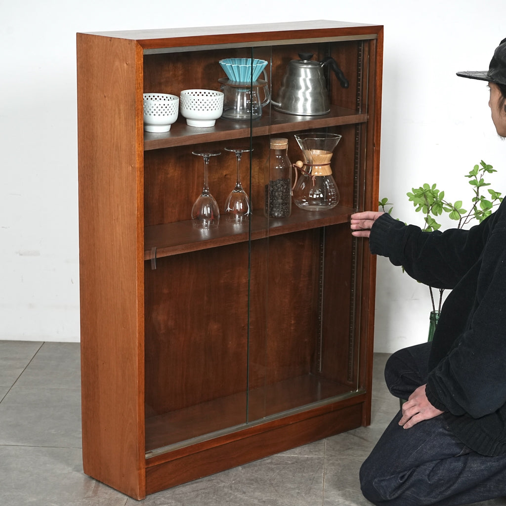 イギリスヴィンテージ ガラスキャビネット