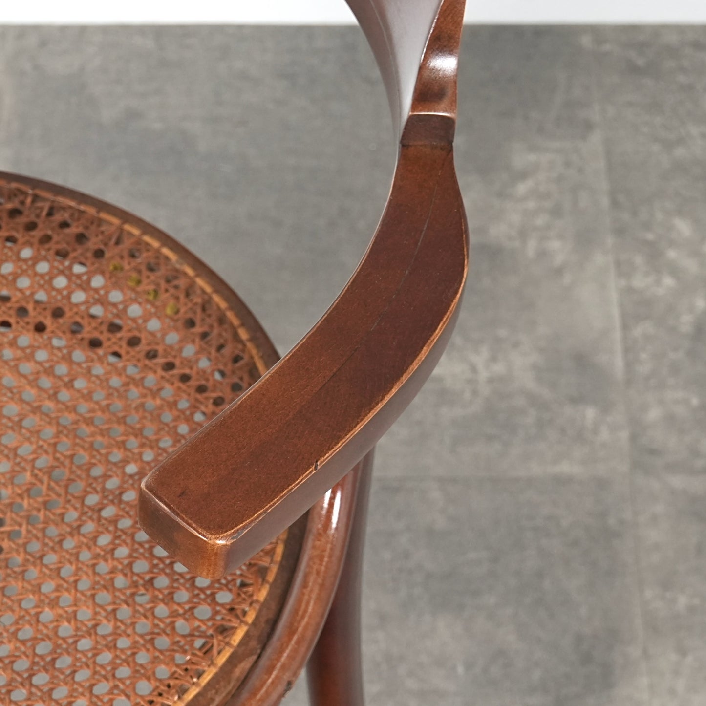 【THONET】ヴィンテージ ベントウッドチェア"No.233"