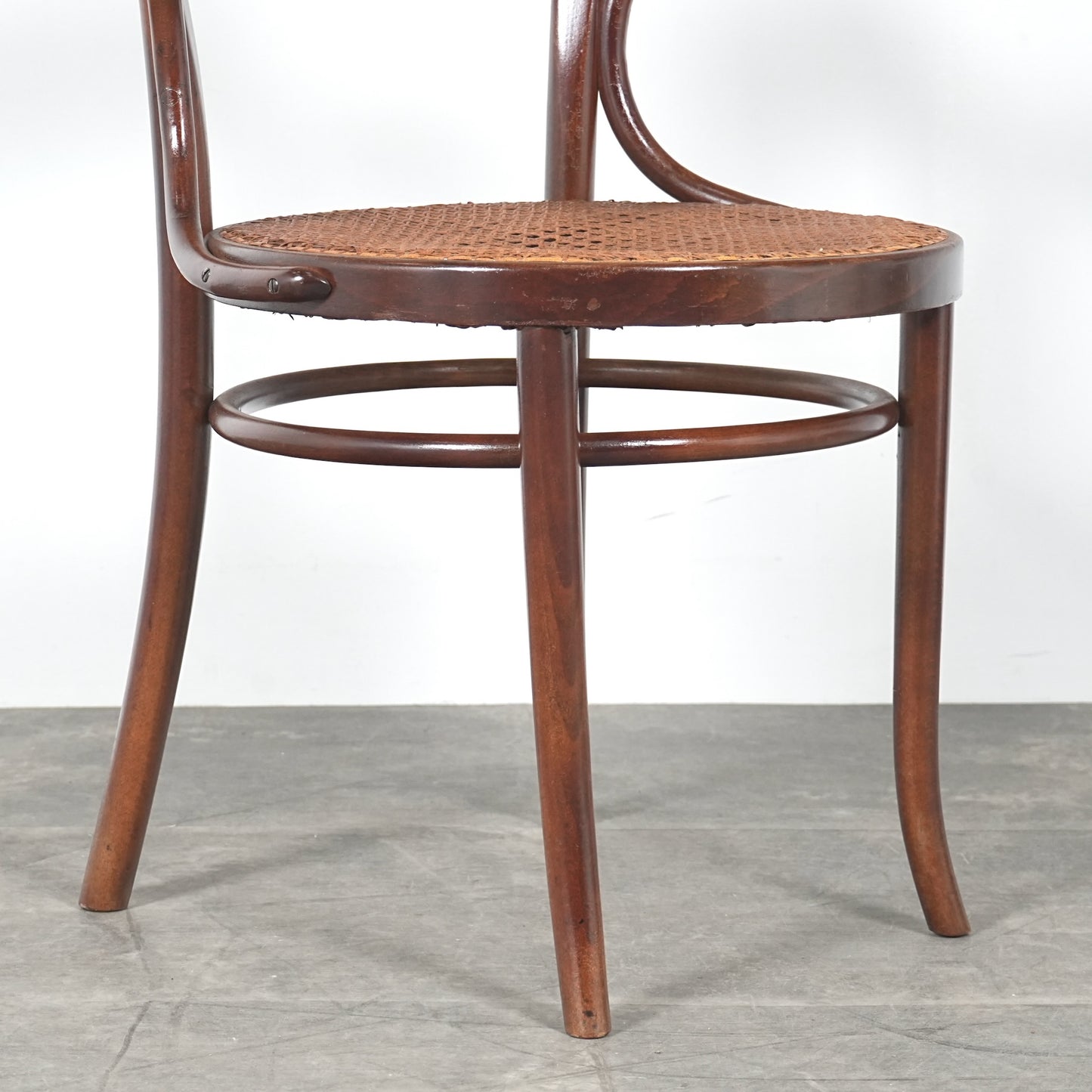 【THONET】ヴィンテージ ベントウッドチェア"No.233"