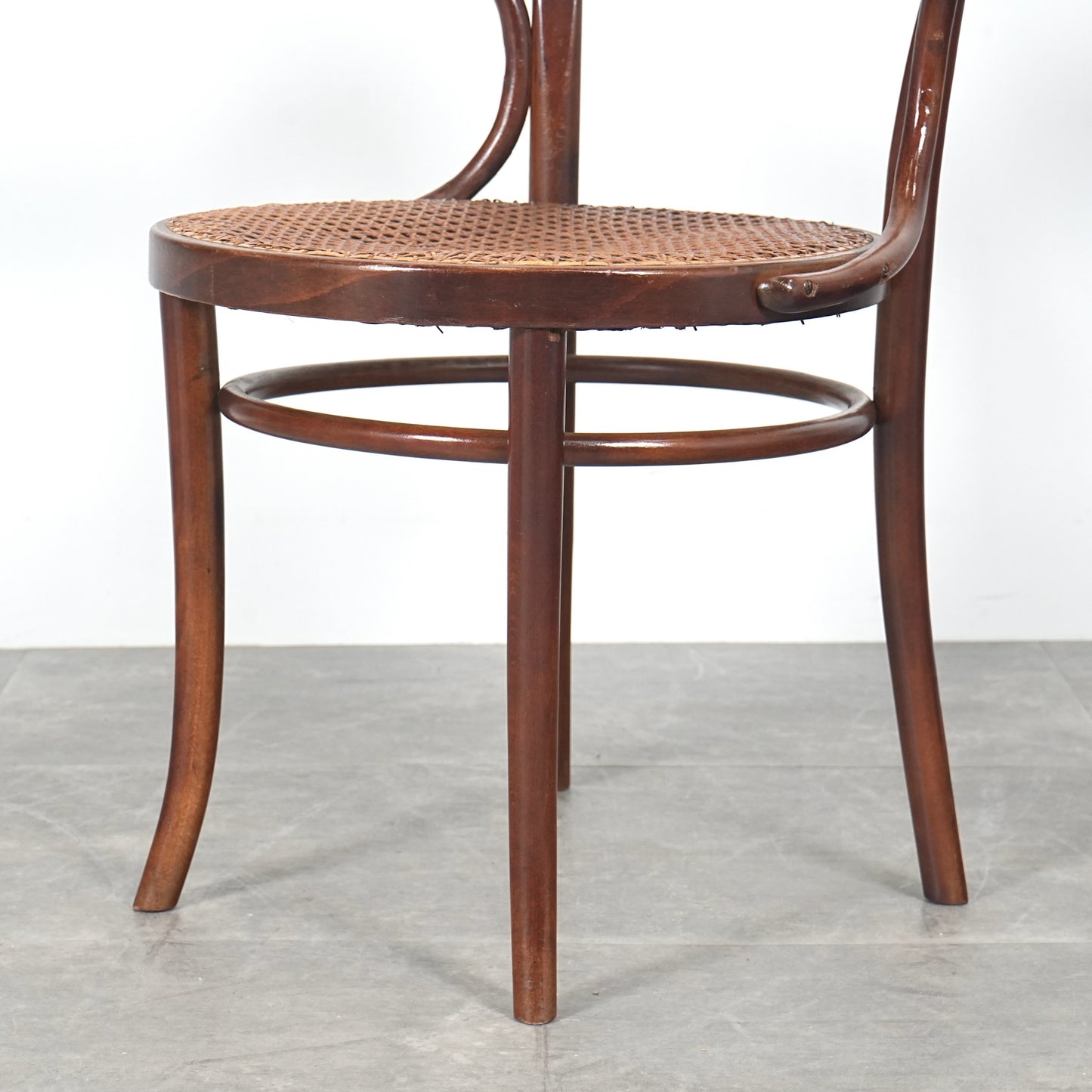 【THONET】ヴィンテージ ベントウッドチェア"No.233"