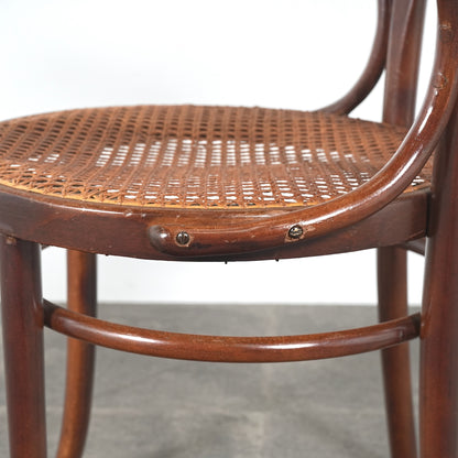 【THONET】ヴィンテージ ベントウッドチェア"No.233"