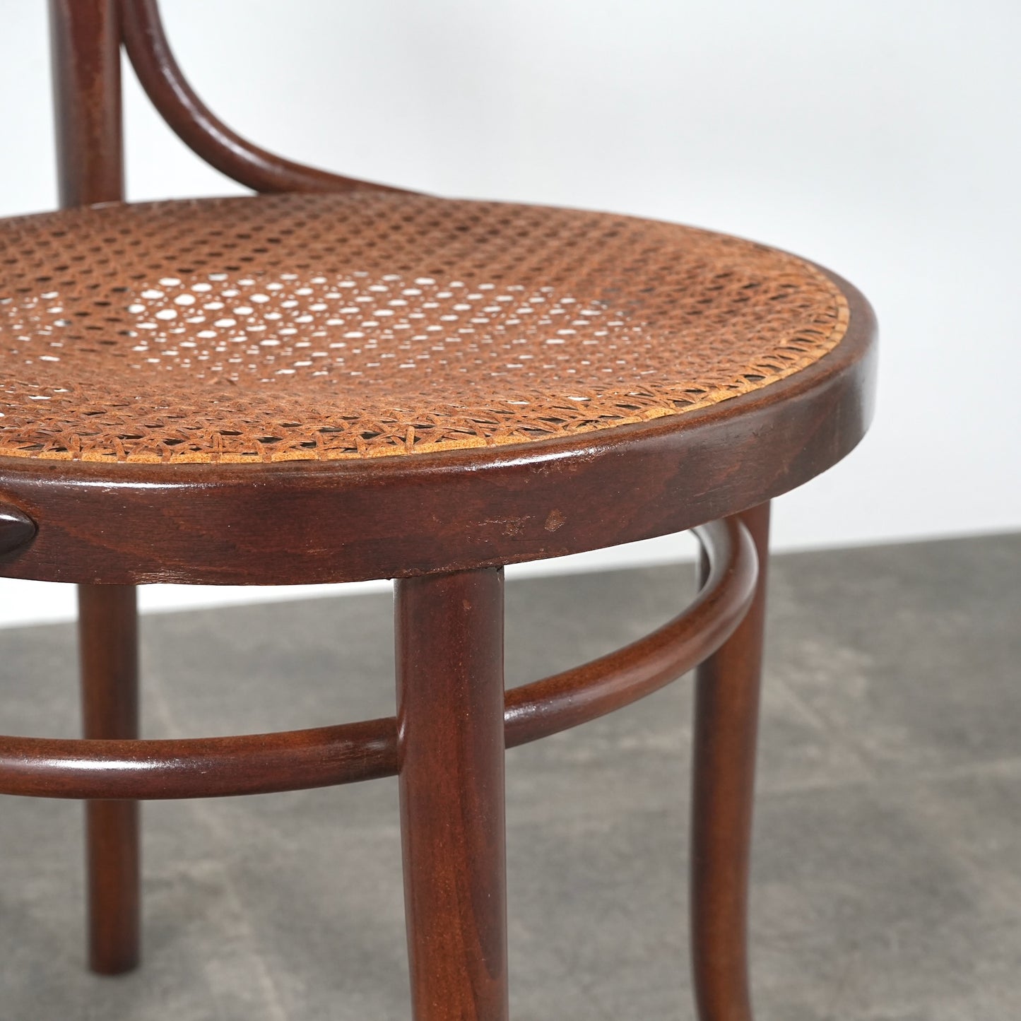 【THONET】ヴィンテージ ベントウッドチェア"No.233"