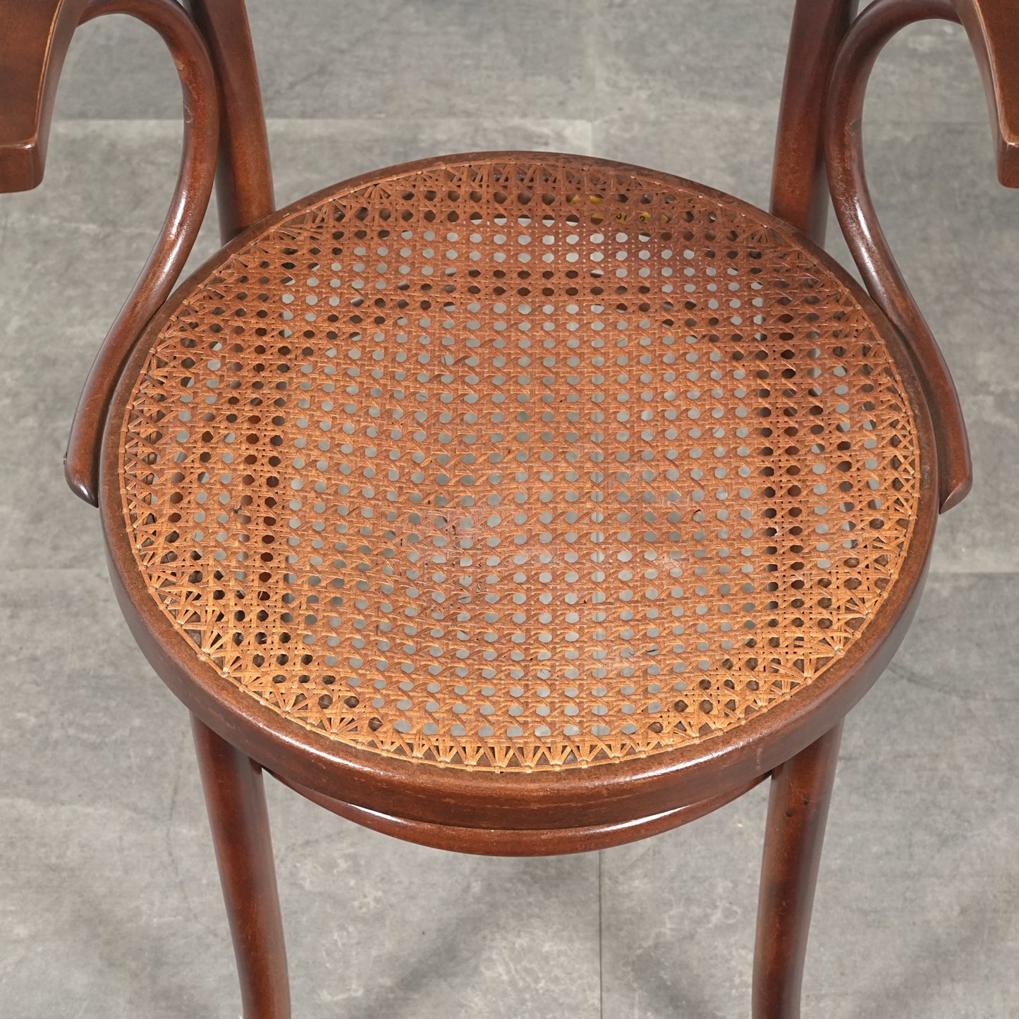 【THONET】ヴィンテージ ベントウッドチェア"No.233"