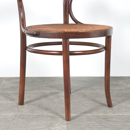 【THONET】ヴィンテージ ベントウッドチェア"No.233"