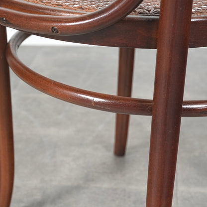 【THONET】ヴィンテージ ベントウッドチェア"No.233"