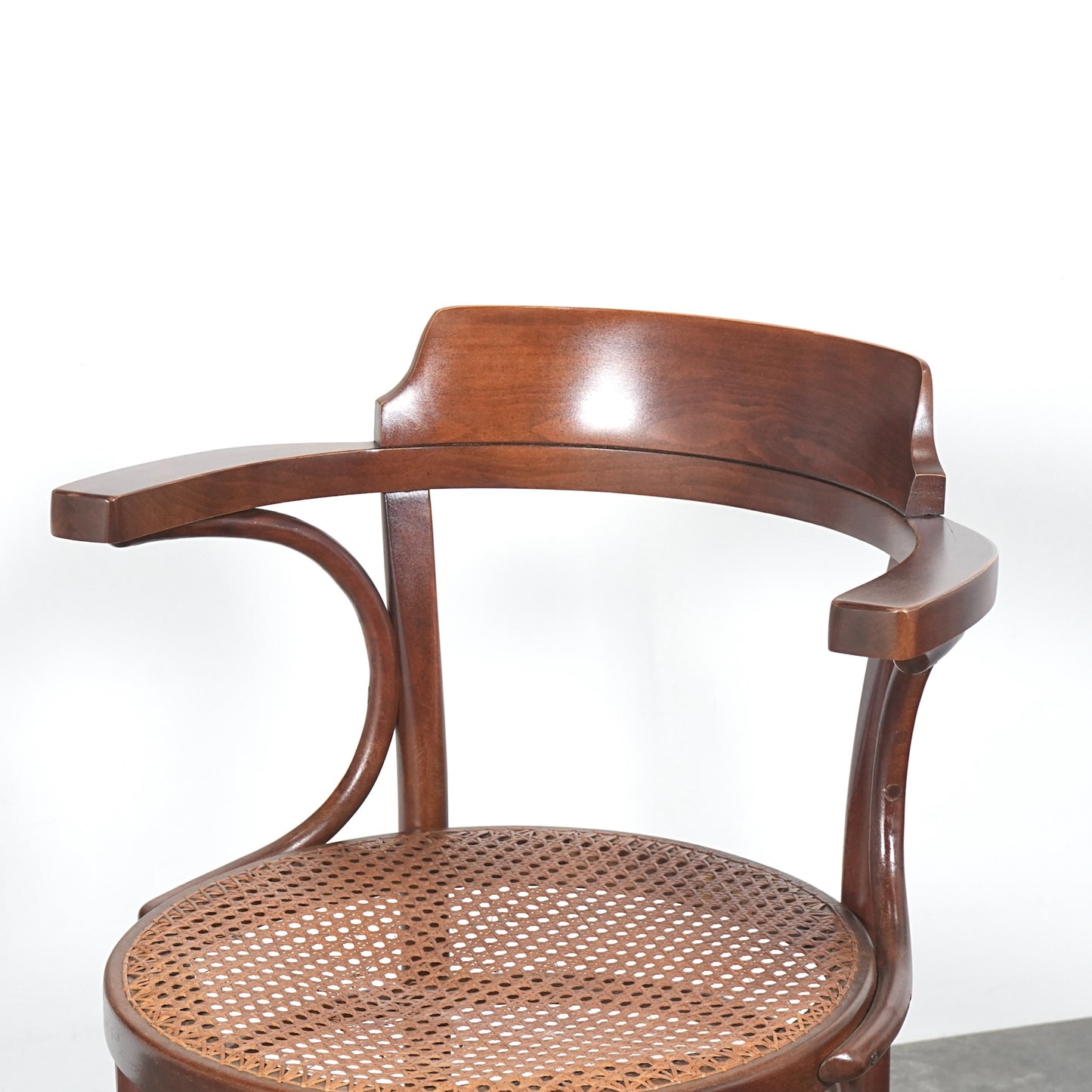 【THONET】ヴィンテージ ベントウッドチェア"No.233"