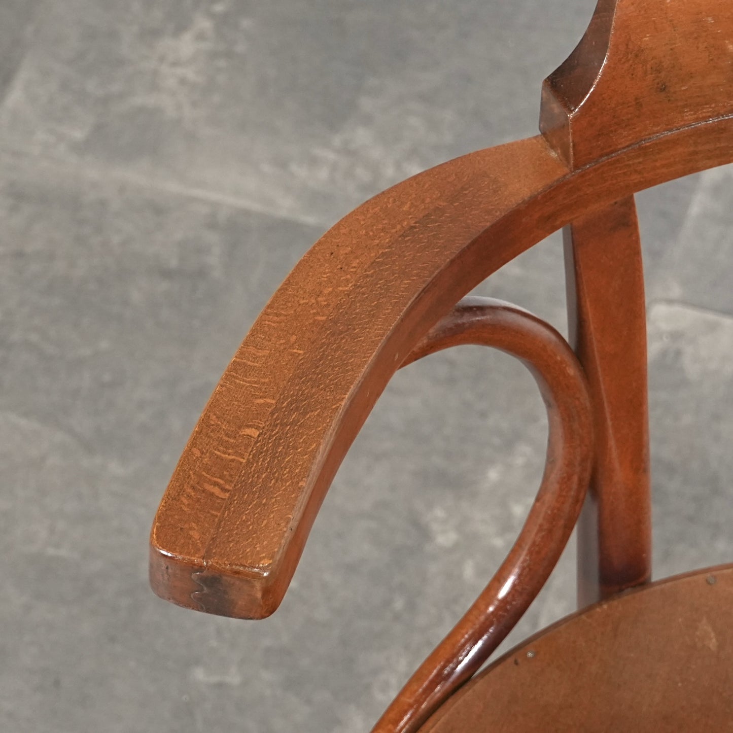 【THONET】ヴィンテージ ベントウッドチェア