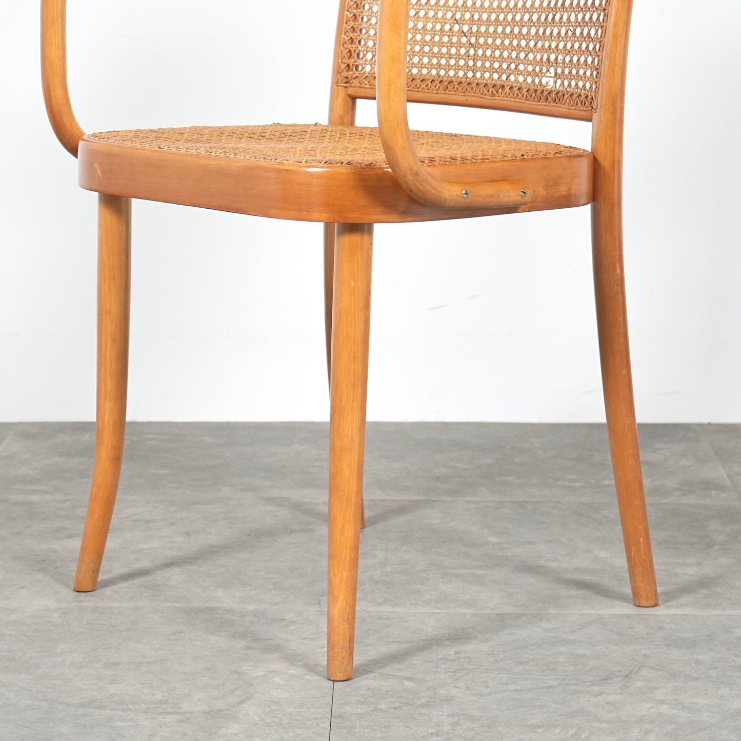 【LIGNA / Josef Hoffmann】ベントウッド アームチェア "811"