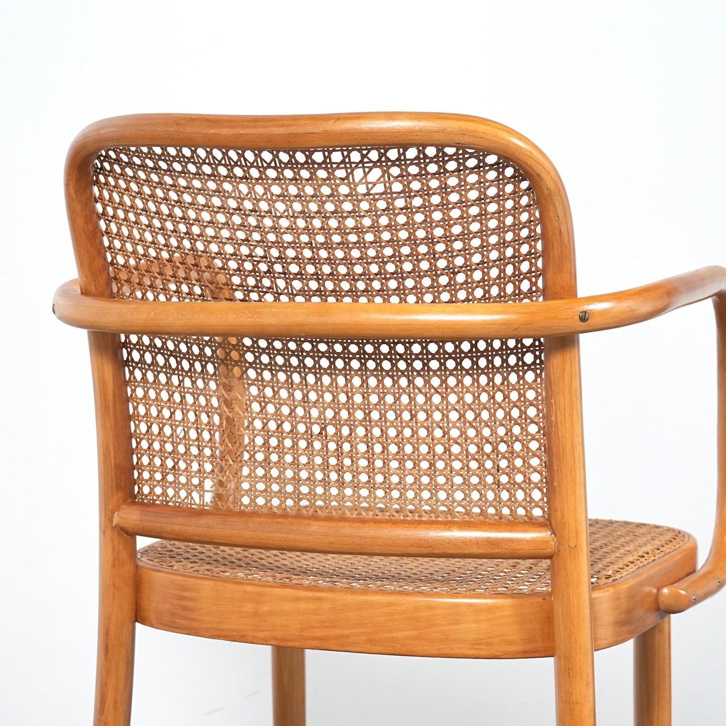 【LIGNA / Josef Hoffmann】ベントウッド アームチェア "811"