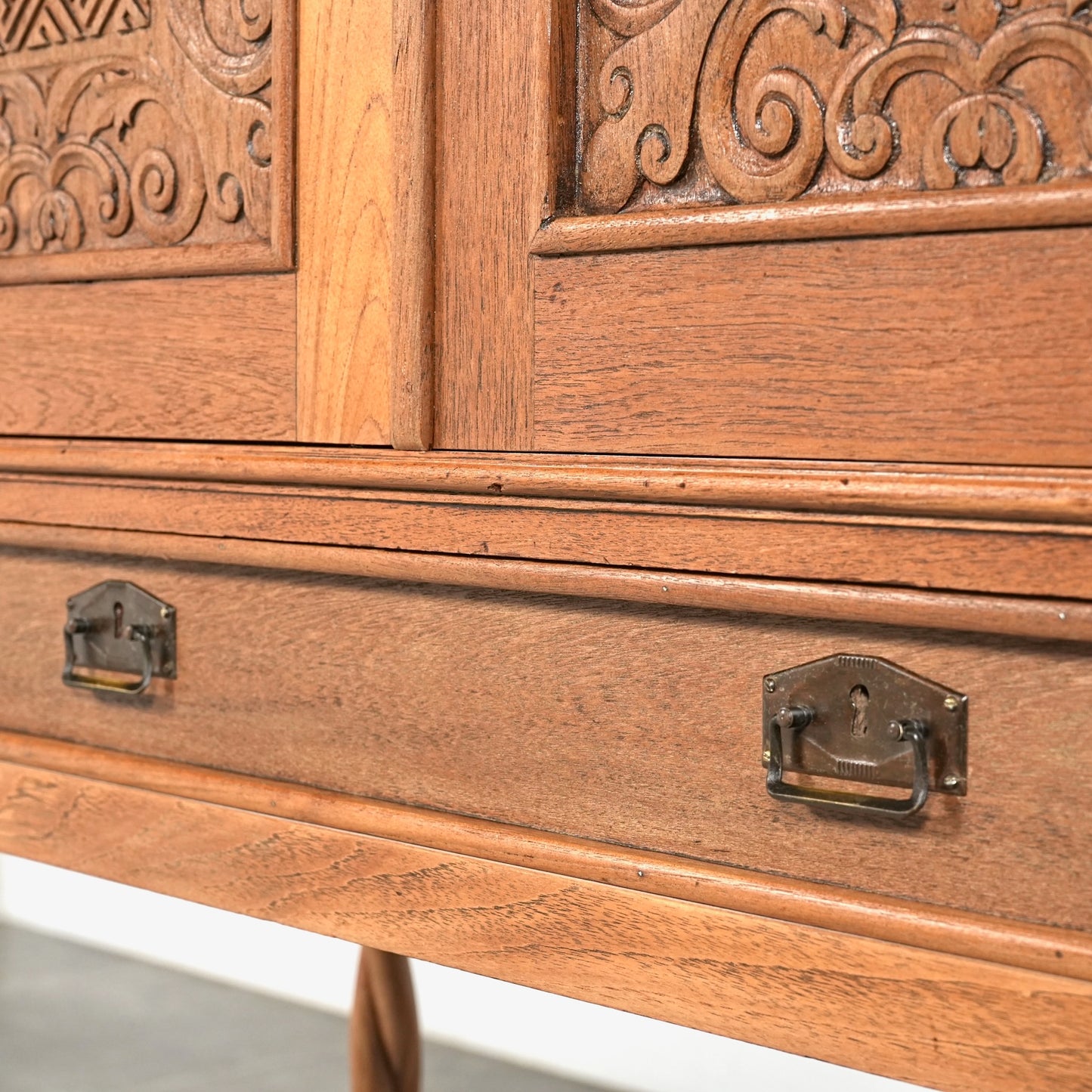 フレンチヴィンテージ キャビネット