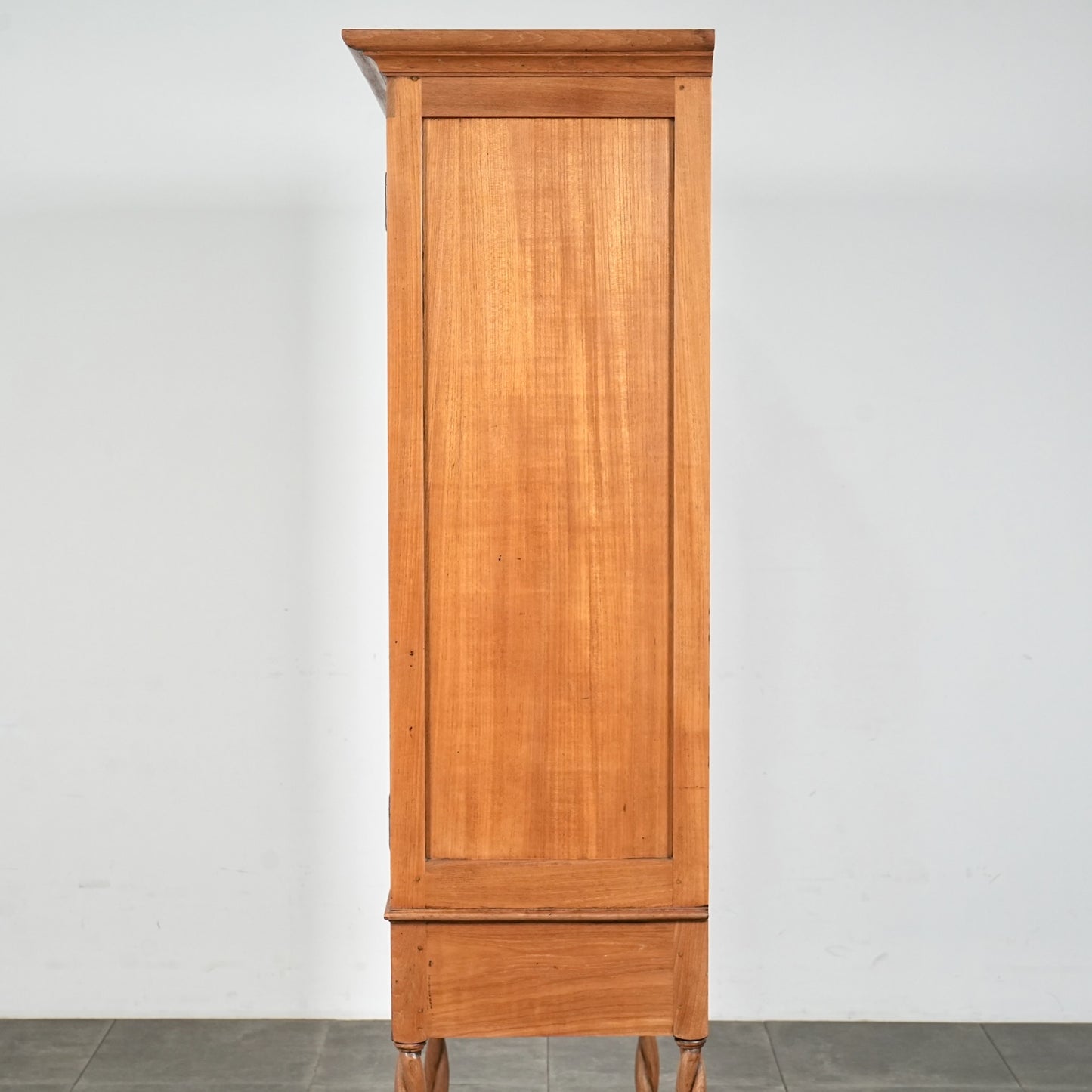 フレンチヴィンテージ キャビネット